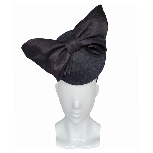 Audrey - Black Bow Percher