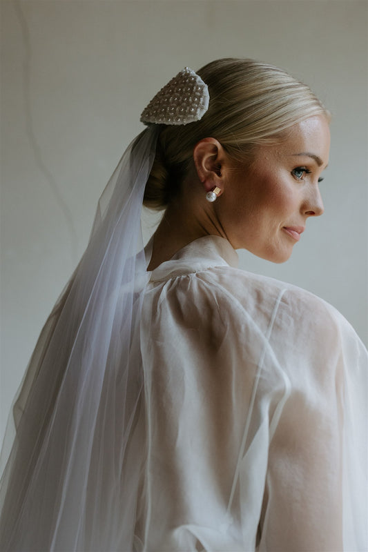 Anne Pearl Headpiece