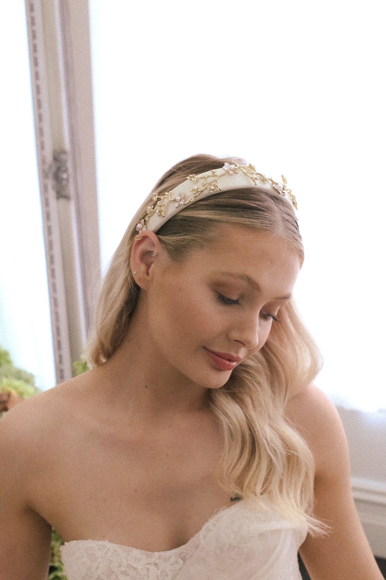 Claire - Gold Detailed Headband